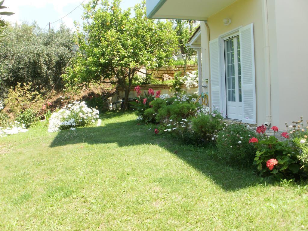 Triantis Apartments Lygia  Room photo