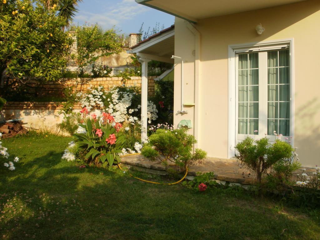 Triantis Apartments Lygia  Room photo